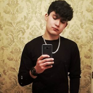 Meet your Posher, Joel